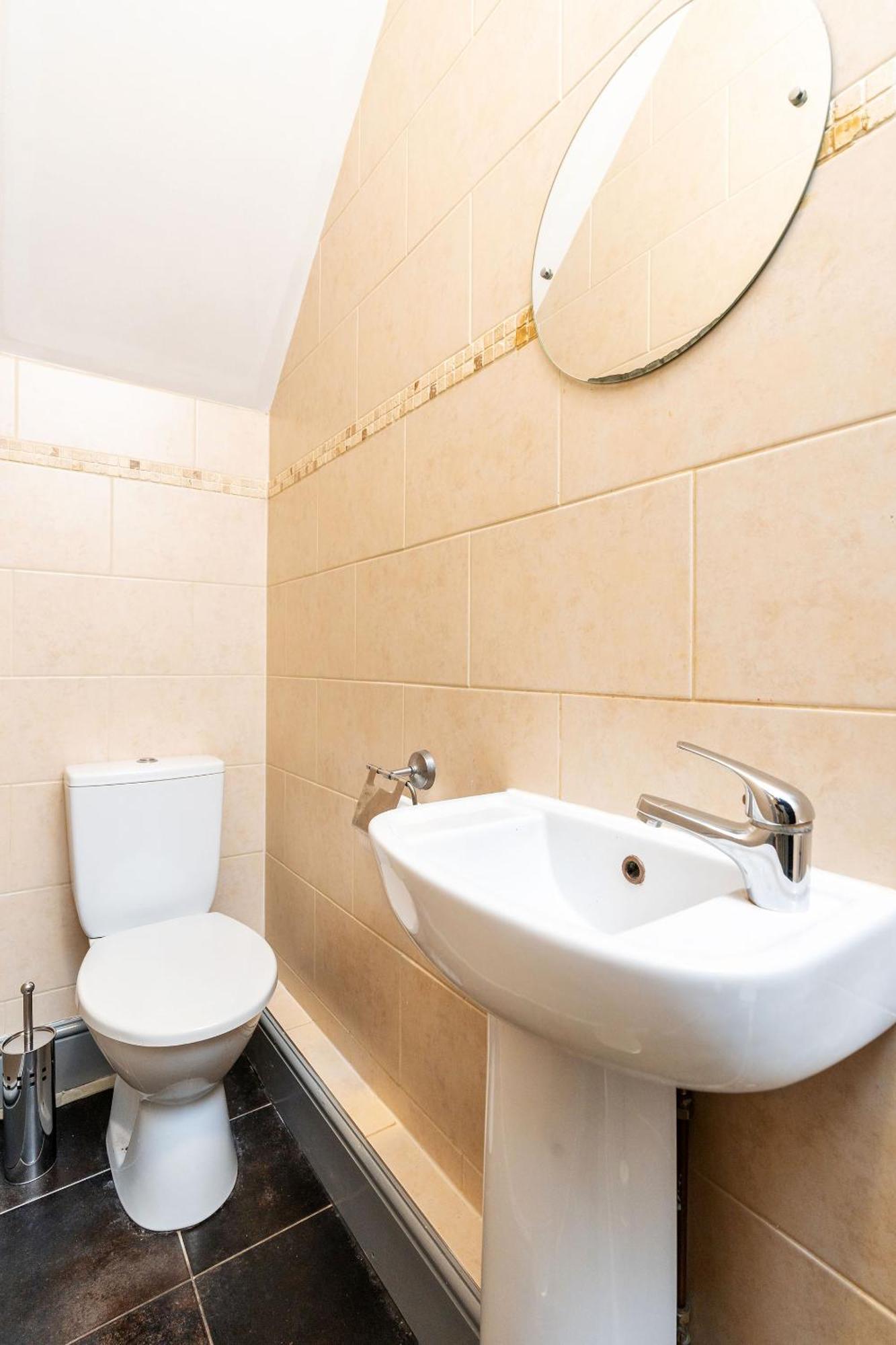 Great 5-bed Centre Holiday home *
